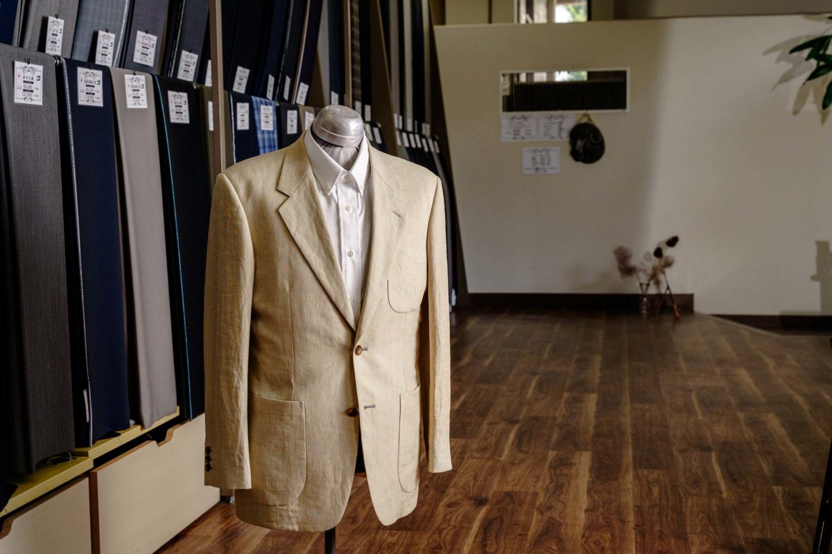 都丸オーダースーツ